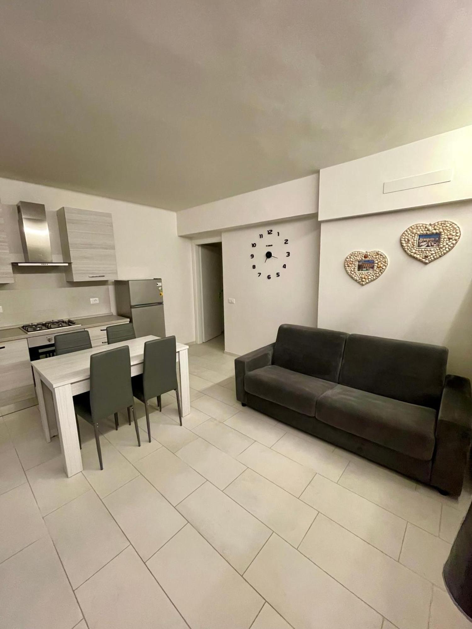 Apartmán Anita'S House-Abitazione A Pochi Passi Dal Centro Pesaro Exteriér fotografie